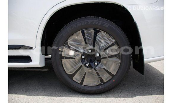 Buy Import Lexus LX White Car in Import - Dubai in Barh el Gazel Buy Import Lexus LX White Car in Import - Dubai in Barh el Gazel