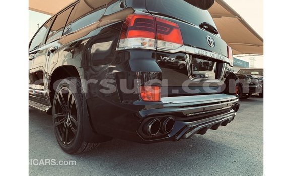 Acheter Import Voiture Toyota Land Cruiser Noir à Import - Dubai, Barh el Gazel Acheter Import Voiture Toyota Land Cruiser Noir à Import - Dubai, Barh el Gazel