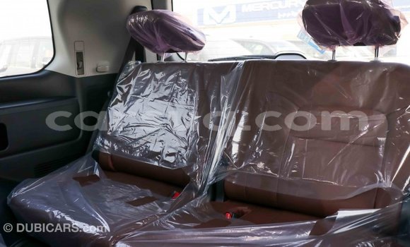 Acheter Import Voiture Toyota Land Cruiser Noir à Import - Dubai, Barh el Gazel Acheter Import Voiture Toyota Land Cruiser Noir à Import - Dubai, Barh el Gazel