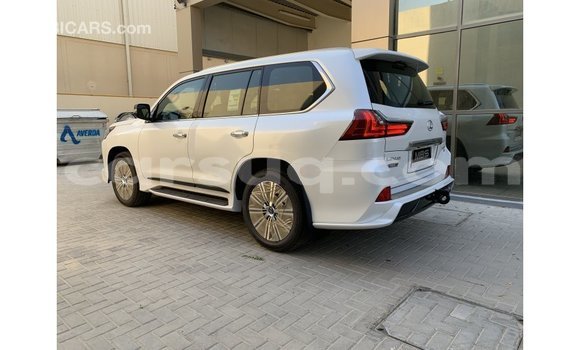 Acheter Import Voiture Lexus LX Blanc à Import - Dubai, Barh el Gazel Acheter Import Voiture Lexus LX Blanc à Import - Dubai, Barh el Gazel
