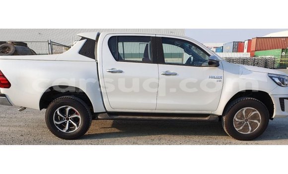 Buy Import Toyota Hilux White Car in Import - Dubai in Barh el Gazel Buy Import Toyota Hilux White Car in Import - Dubai in Barh el Gazel