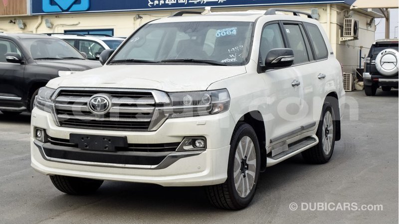 Big with watermark toyota land cruiser barh el gazel import dubai 1708