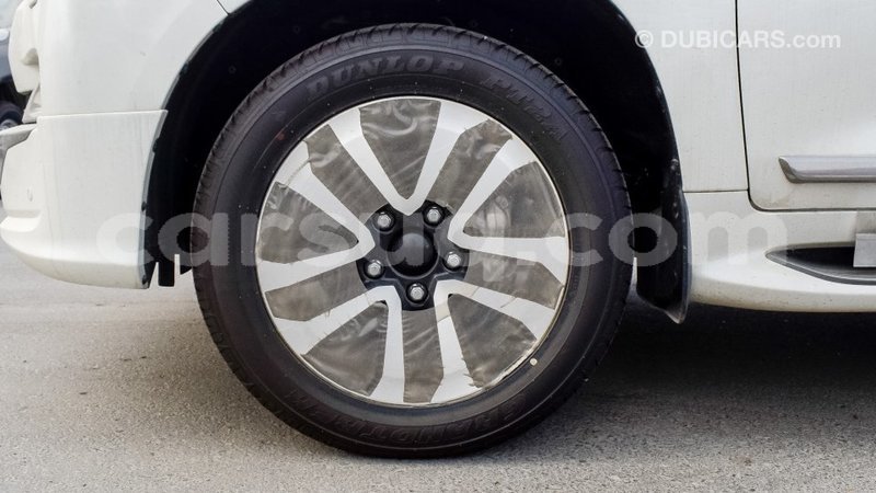 Big with watermark toyota land cruiser barh el gazel import dubai 1708