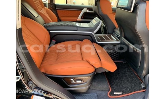 Buy Import Toyota Land Cruiser Black Car in Import - Dubai in Barh el Gazel Buy Import Toyota Land Cruiser Black Car in Import - Dubai in Barh el Gazel