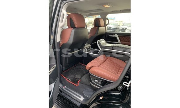Buy Import Toyota Land Cruiser Black Car in Import - Dubai in Barh el Gazel Buy Import Toyota Land Cruiser Black Car in Import - Dubai in Barh el Gazel