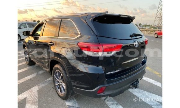 Acheter Import Voiture Toyota Highlander Noir à Import - Dubai, Barh el Gazel Acheter Import Voiture Toyota Highlander Noir à Import - Dubai, Barh el Gazel