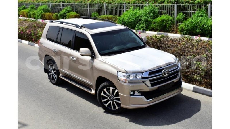 Big with watermark toyota land cruiser barh el gazel import dubai 1751