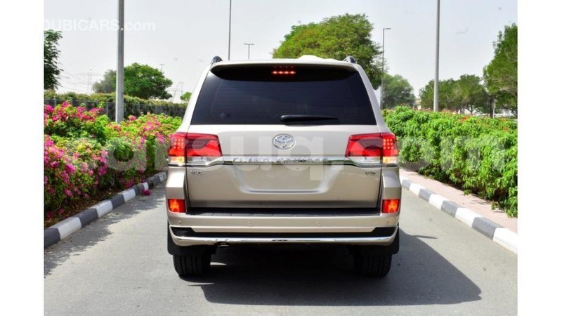 Big with watermark toyota land cruiser barh el gazel import dubai 1751