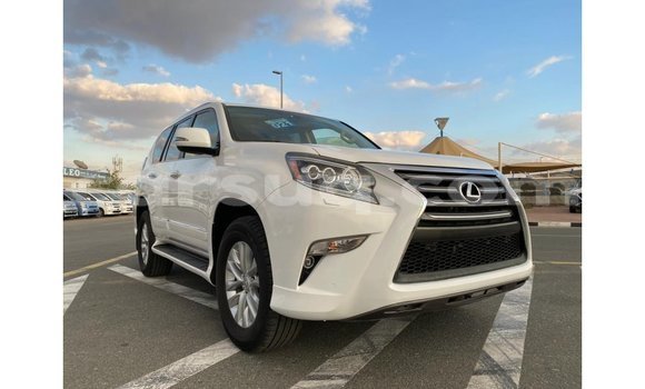 Acheter Import Voiture Lexus GX Blanc à Import - Dubai, Barh el Gazel Acheter Import Voiture Lexus GX Blanc à Import - Dubai, Barh el Gazel