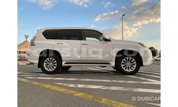 Acheter Import Voiture Lexus GX Blanc à Import - Dubai, Barh el Gazel Acheter Import Voiture Lexus GX Blanc à Import - Dubai, Barh el Gazel