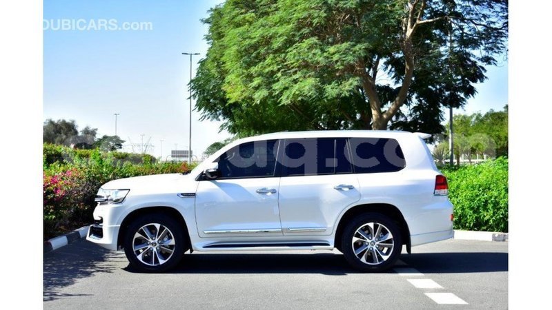 Big with watermark toyota land cruiser barh el gazel import dubai 1773