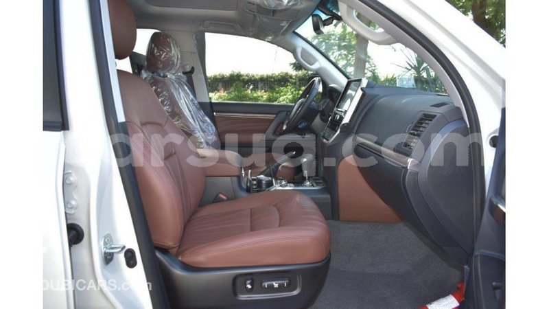 Big with watermark toyota land cruiser barh el gazel import dubai 1773