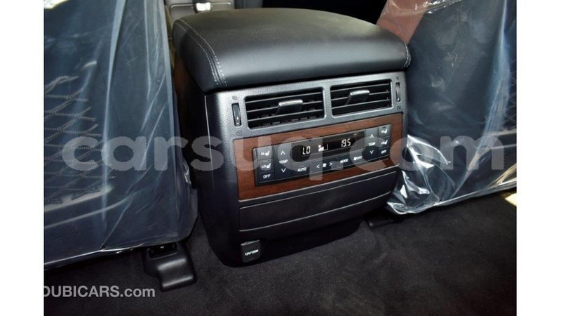 Big with watermark toyota land cruiser barh el gazel import dubai 1776