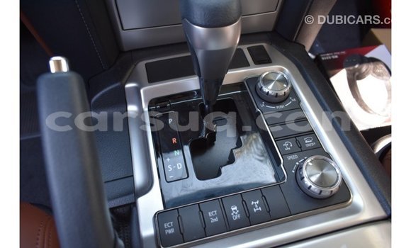Buy Import Toyota Land Cruiser White Car in Import - Dubai in Barh el Gazel Buy Import Toyota Land Cruiser White Car in Import - Dubai in Barh el Gazel