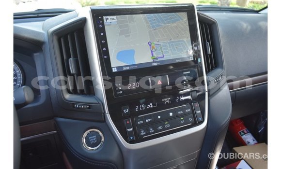 Buy Import Toyota Land Cruiser White Car in Import - Dubai in Barh el Gazel Buy Import Toyota Land Cruiser White Car in Import - Dubai in Barh el Gazel