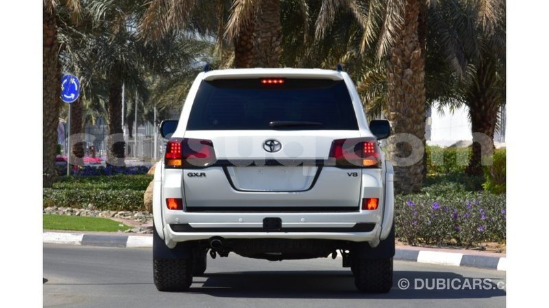 Big with watermark toyota land cruiser barh el gazel import dubai 1781