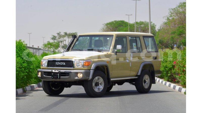 Big with watermark toyota land cruiser barh el gazel import dubai 1795
