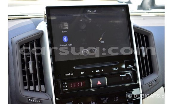 Buy Import Toyota Land Cruiser White Car in Import - Dubai in Barh el Gazel Buy Import Toyota Land Cruiser White Car in Import - Dubai in Barh el Gazel