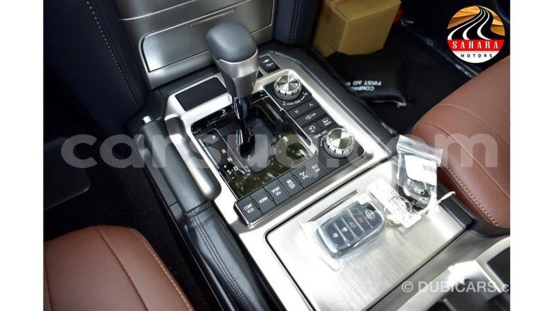 Big with watermark toyota land cruiser barh el gazel import dubai 1798