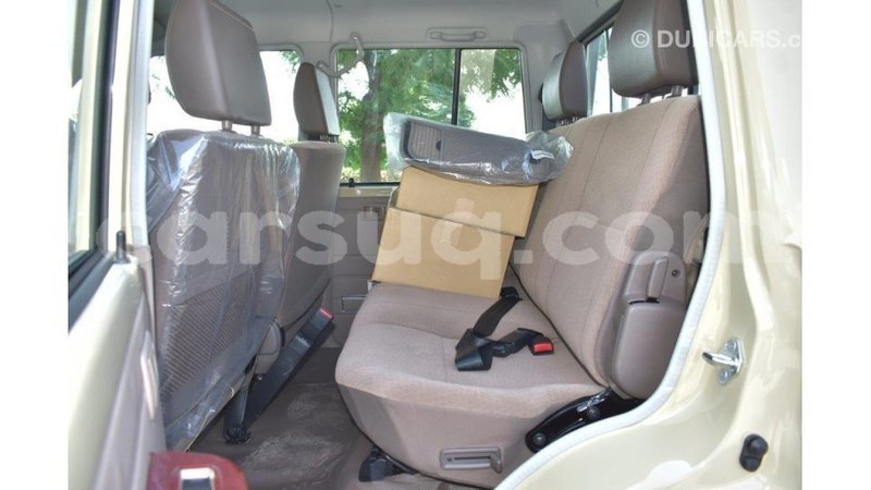 Big with watermark toyota land cruiser barh el gazel import dubai 1802