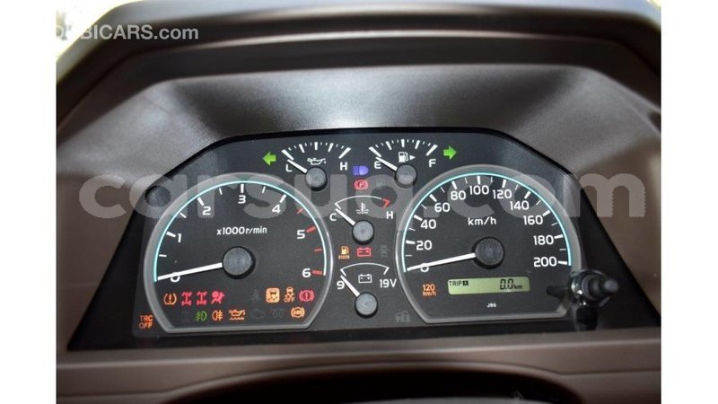 Big with watermark toyota land cruiser barh el gazel import dubai 1802