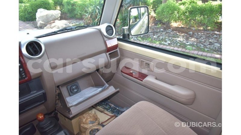 Big with watermark toyota land cruiser barh el gazel import dubai 1802