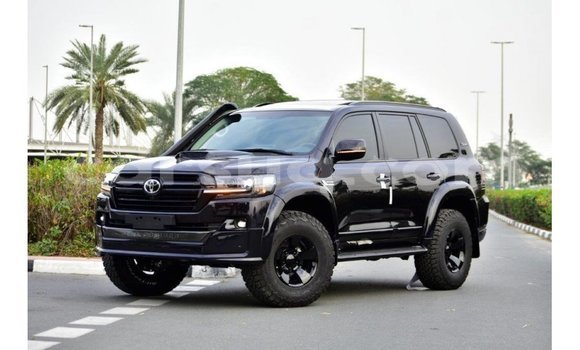 Buy Import Toyota Land Cruiser Black Car in Import - Dubai in Barh el Gazel Buy Import Toyota Land Cruiser Black Car in Import - Dubai in Barh el Gazel