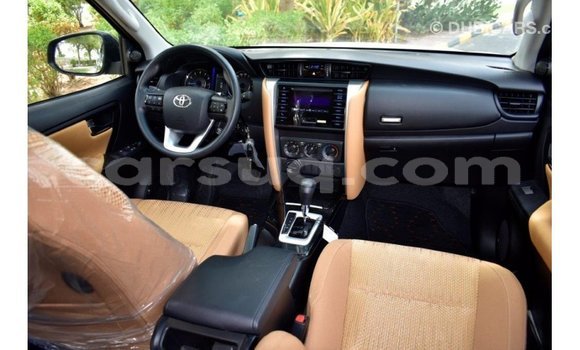 Buy Import Toyota Fortuner Other Car in Import - Dubai in Barh el Gazel Buy Import Toyota Fortuner Other Car in Import - Dubai in Barh el Gazel