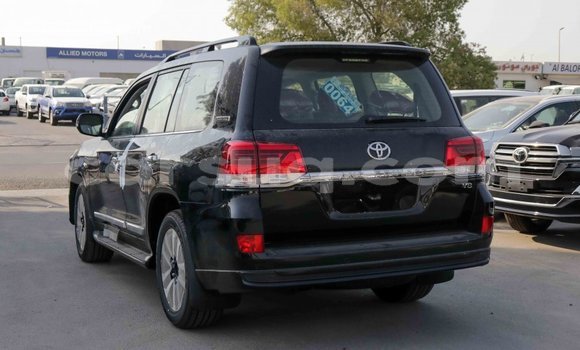 Buy Import Toyota Land Cruiser Black Car in Import - Dubai in Barh el Gazel Buy Import Toyota Land Cruiser Black Car in Import - Dubai in Barh el Gazel