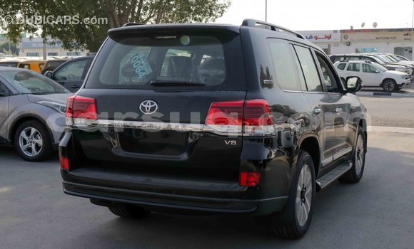 Buy Import Toyota Land Cruiser Black Car in Import - Dubai in Barh el Gazel Buy Import Toyota Land Cruiser Black Car in Import - Dubai in Barh el Gazel