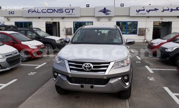 Acheter Import Voiture Toyota Fortuner Autre à Import - Dubai, Barh el Gazel Acheter Import Voiture Toyota Fortuner Autre à Import - Dubai, Barh el Gazel