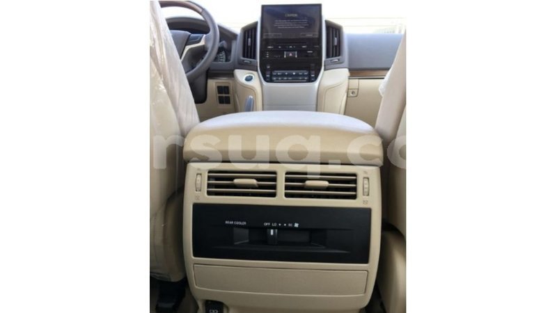 Big with watermark toyota land cruiser barh el gazel import dubai 1817