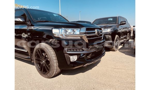 Buy Import Toyota Land Cruiser Black Car in Import - Dubai in Barh el Gazel Buy Import Toyota Land Cruiser Black Car in Import - Dubai in Barh el Gazel