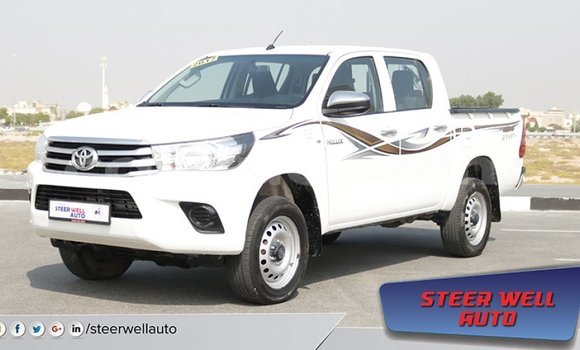 Acheter Import Voiture Toyota Hilux Blanc à Import - Dubai, Barh el Gazel Acheter Import Voiture Toyota Hilux Blanc à Import - Dubai, Barh el Gazel
