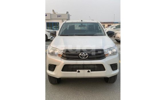 Buy Import Toyota Hilux White Car in Import - Dubai in Barh el Gazel Buy Import Toyota Hilux White Car in Import - Dubai in Barh el Gazel