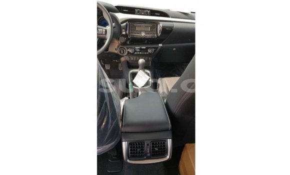 Buy Import Toyota Hilux Blue Car in Import - Dubai in Barh el Gazel Buy Import Toyota Hilux Blue Car in Import - Dubai in Barh el Gazel