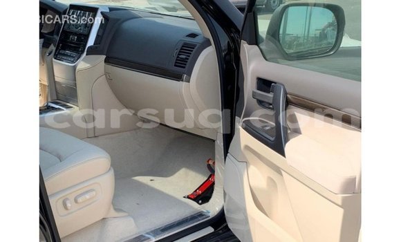 Buy Import Toyota Land Cruiser Black Car in Import - Dubai in Barh el Gazel Buy Import Toyota Land Cruiser Black Car in Import - Dubai in Barh el Gazel
