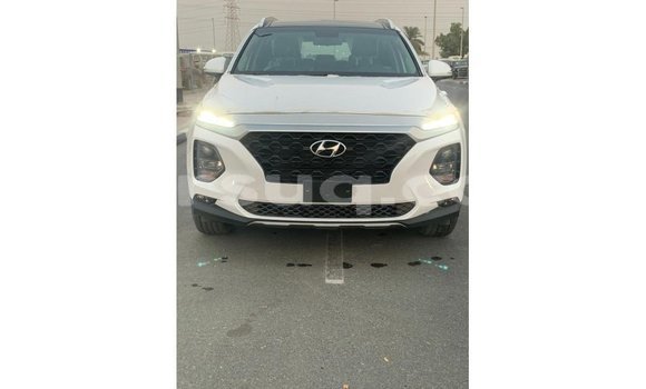 Buy Import Hyundai Santa Fe White Car in Import - Dubai in Barh el Gazel Buy Import Hyundai Santa Fe White Car in Import - Dubai in Barh el Gazel