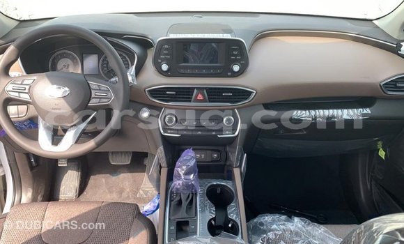 Buy Import Hyundai Santa Fe White Car in Import - Dubai in Barh el Gazel Buy Import Hyundai Santa Fe White Car in Import - Dubai in Barh el Gazel