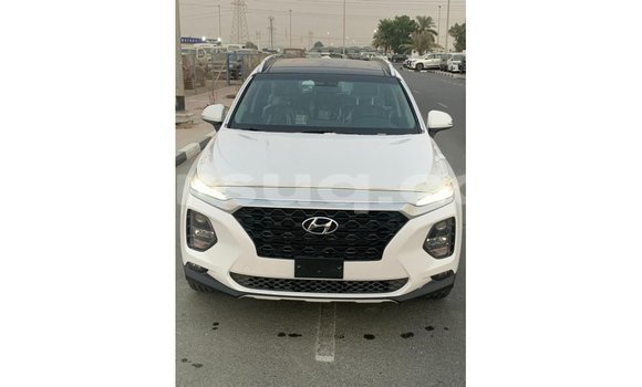 Buy Import Hyundai Santa Fe White Car in Import - Dubai in Barh el Gazel Buy Import Hyundai Santa Fe White Car in Import - Dubai in Barh el Gazel