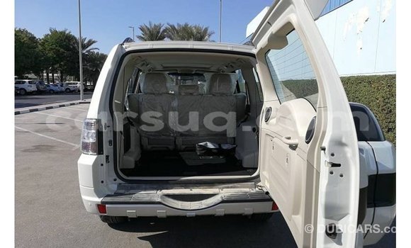Buy Import Mitsubishi Pajero White Car in Import - Dubai in Barh el Gazel Buy Import Mitsubishi Pajero White Car in Import - Dubai in Barh el Gazel