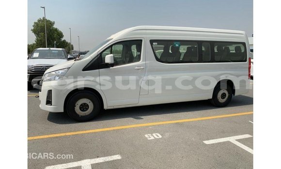 Buy Import Toyota Hiace White Car in Import - Dubai in Barh el Gazel Buy Import Toyota Hiace White Car in Import - Dubai in Barh el Gazel