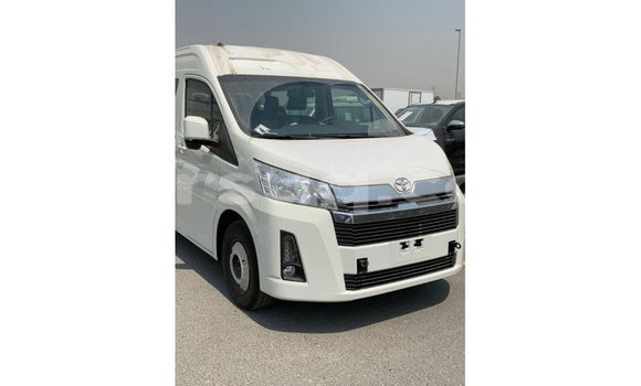 Buy Import Toyota Hiace White Car in Import - Dubai in Barh el Gazel Buy Import Toyota Hiace White Car in Import - Dubai in Barh el Gazel