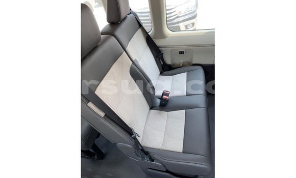 Buy Import Toyota Hiace White Car in Import - Dubai in Barh el Gazel Buy Import Toyota Hiace White Car in Import - Dubai in Barh el Gazel