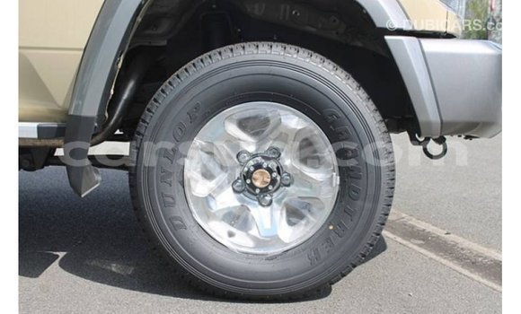 Buy Import Toyota Land Cruiser Beige Car in Import - Dubai in Barh el Gazel Buy Import Toyota Land Cruiser Beige Car in Import - Dubai in Barh el Gazel
