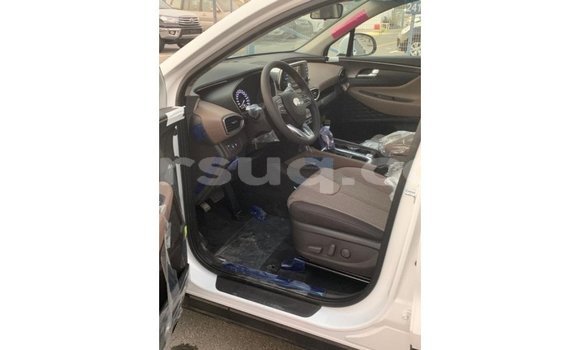 Buy Import Hyundai Santa Fe White Car in Import - Dubai in Barh el Gazel Buy Import Hyundai Santa Fe White Car in Import - Dubai in Barh el Gazel