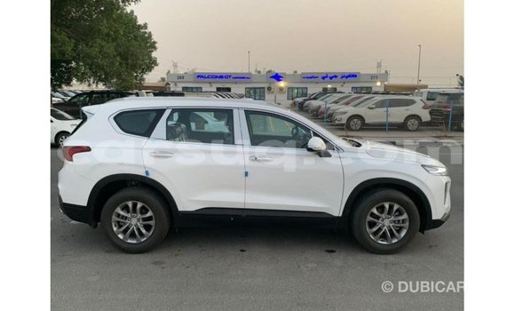 Buy Import Hyundai Santa Fe White Car in Import - Dubai in Barh el Gazel Buy Import Hyundai Santa Fe White Car in Import - Dubai in Barh el Gazel