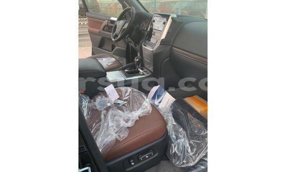 Buy Import Toyota Land Cruiser Black Car in Import - Dubai in Barh el Gazel Buy Import Toyota Land Cruiser Black Car in Import - Dubai in Barh el Gazel