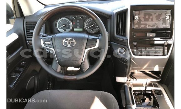 Buy Import Toyota Land Cruiser Black Car in Import - Dubai in Barh el Gazel Buy Import Toyota Land Cruiser Black Car in Import - Dubai in Barh el Gazel