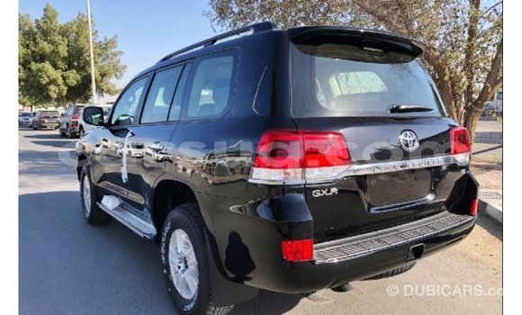 Buy Import Toyota Land Cruiser Black Car in Import - Dubai in Barh el Gazel Buy Import Toyota Land Cruiser Black Car in Import - Dubai in Barh el Gazel